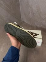 Travis Scott Olive Low Sneakers - Afbeelding 3