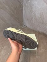 Travis Scott Brown Sneakers - Afbeelding 3