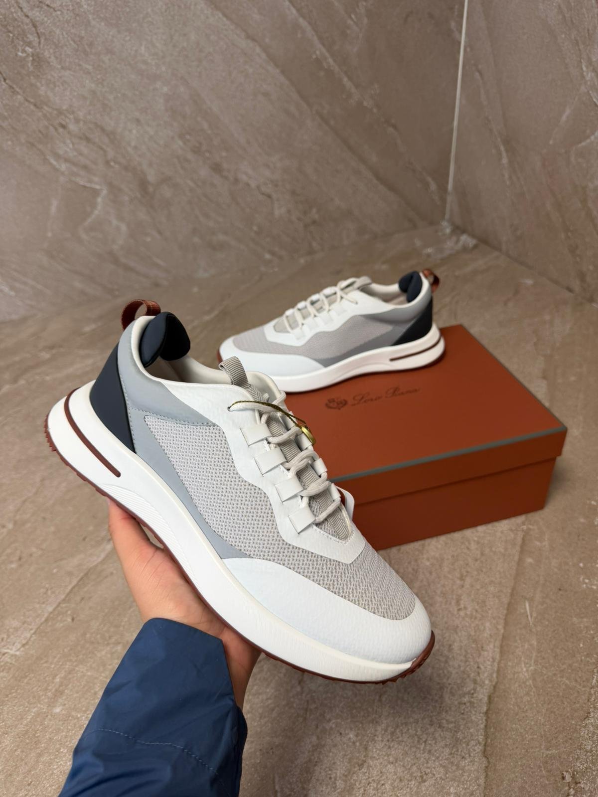 whitegrey (2) Loro Piana Weekend Walk Grey White Sneakers - Afbeelding 1